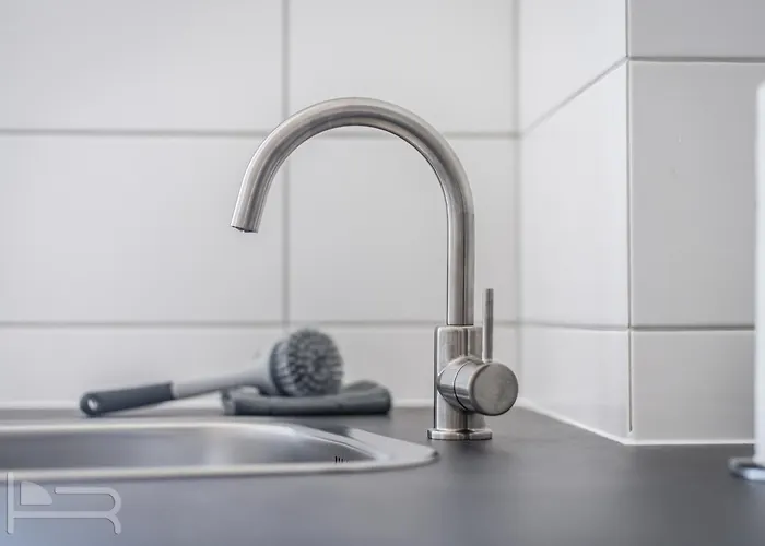 Voll Ausgestattetes, Moebliertes Mit Einzelbetten - Inklusive Kueche Und Wlan Wiesbaden